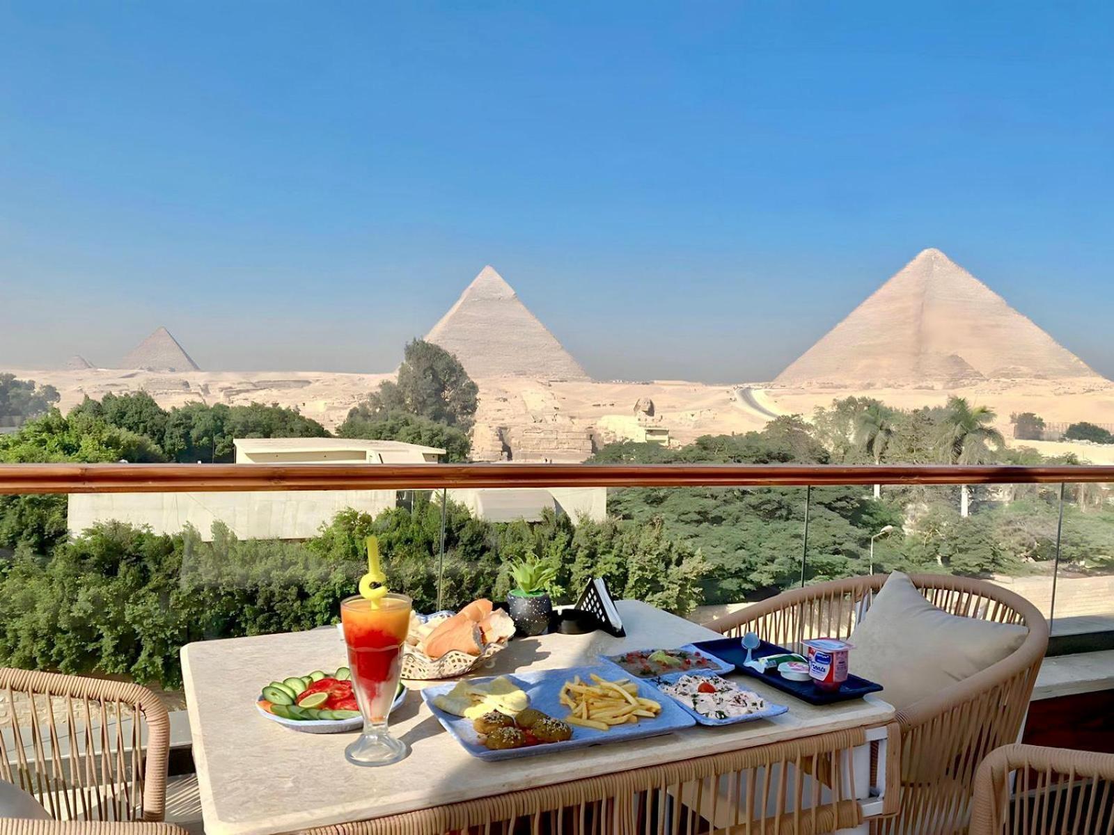 Shadow Pyramids Suites And Jacuzzi Kafret el-Gabal Exterior foto