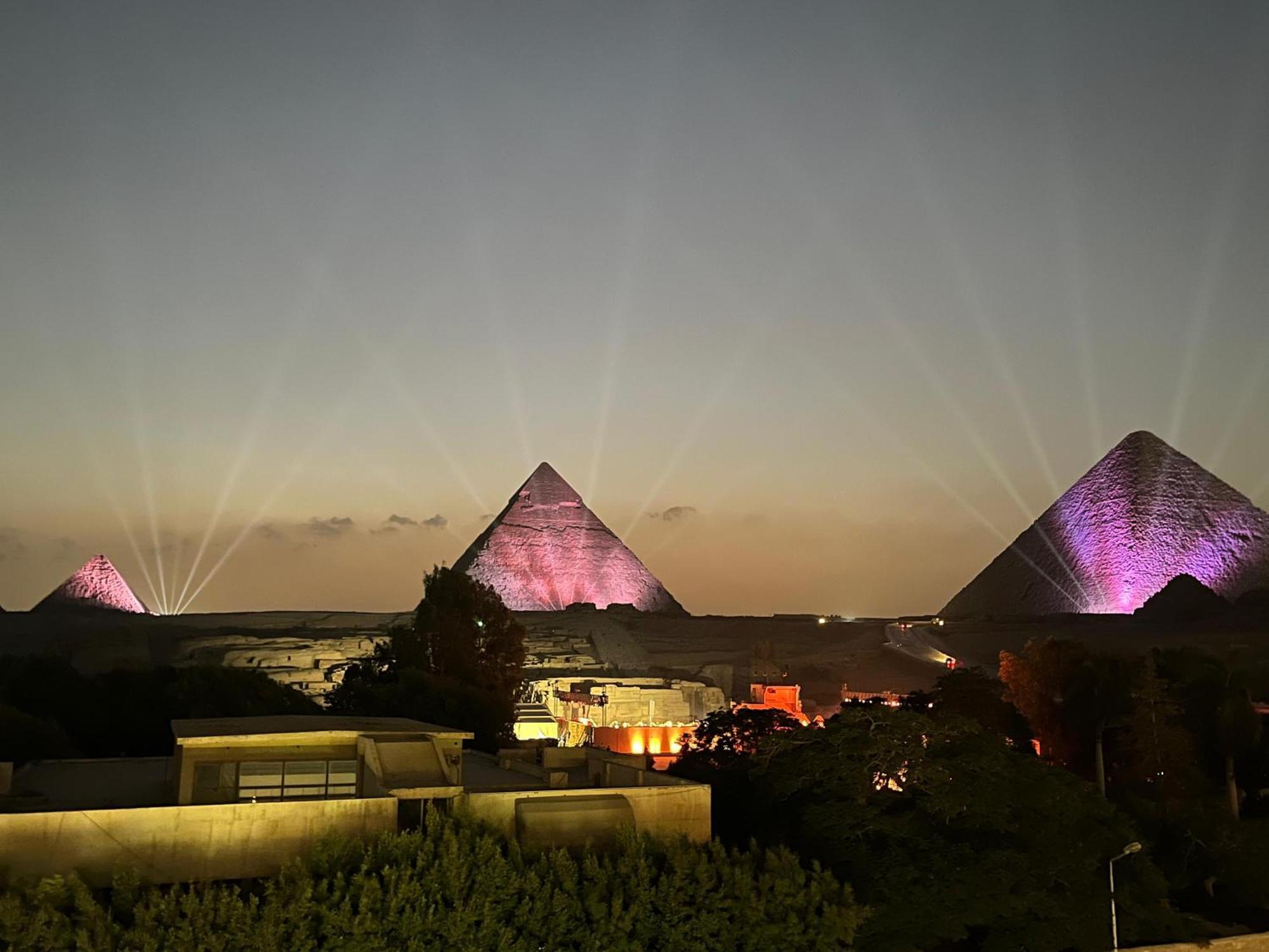 Shadow Pyramids Suites And Jacuzzi Kafret el-Gabal Exterior foto
